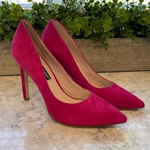 Nine West Pink Suede Tatiana Pointy Toe Stilettos. NWT - Size 7.5